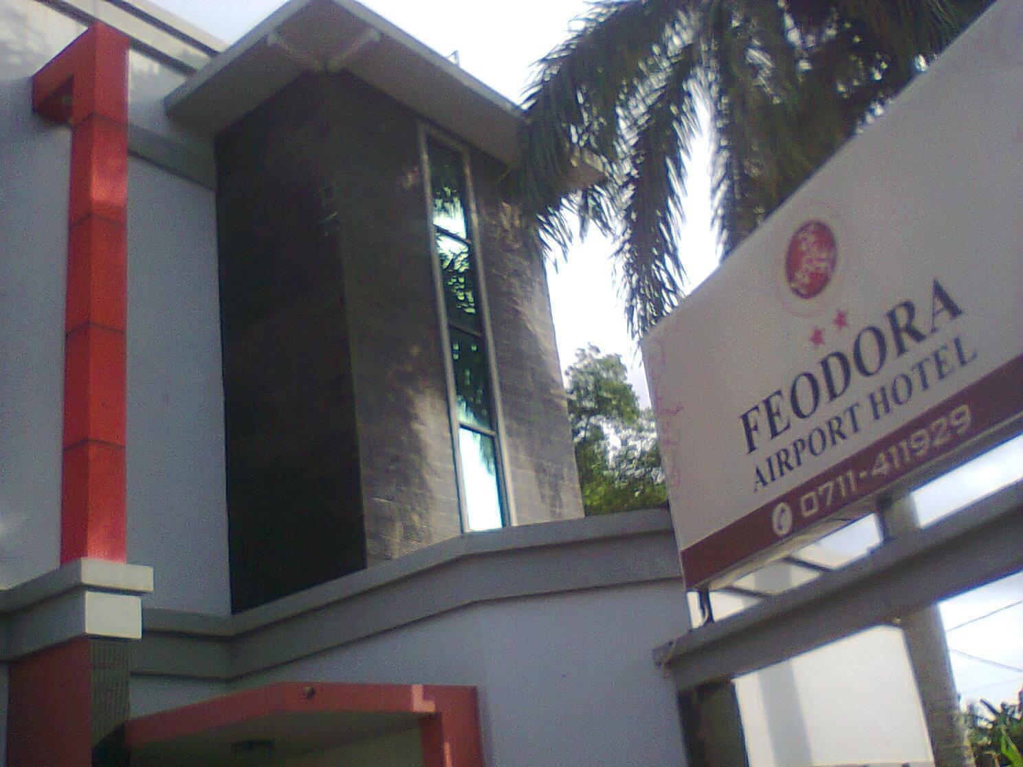 Feodora Airport Otel Palembang Dış mekan fotoğraf