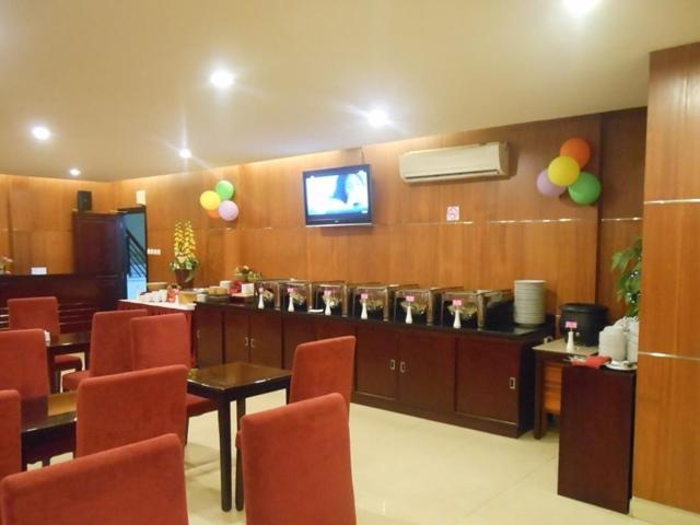 Feodora Airport Otel Palembang Dış mekan fotoğraf