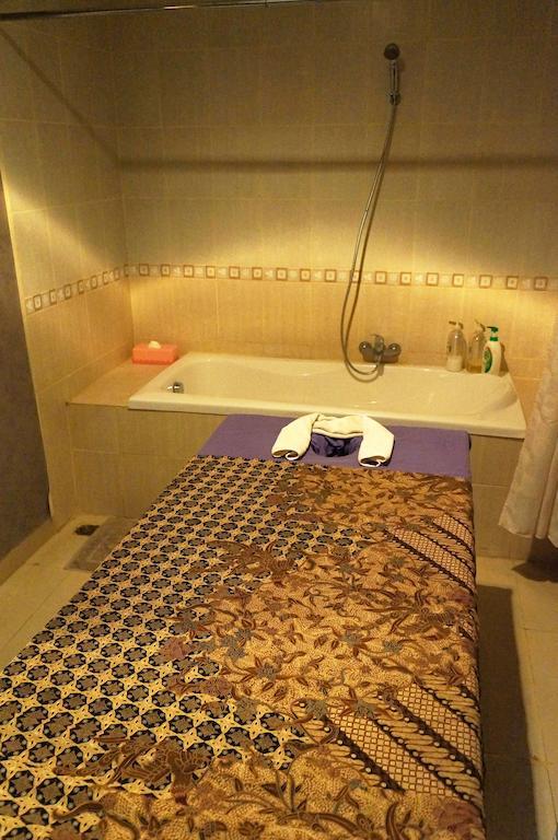 Feodora Airport Otel Palembang Dış mekan fotoğraf